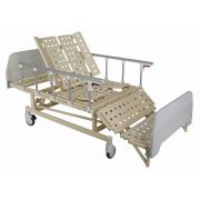 Кровать адаптационная механическая с туалетным устройством MBН
