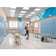 Школьная раздевалка